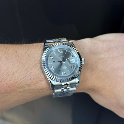 Seiko Datejust Roman Mod - Grey
